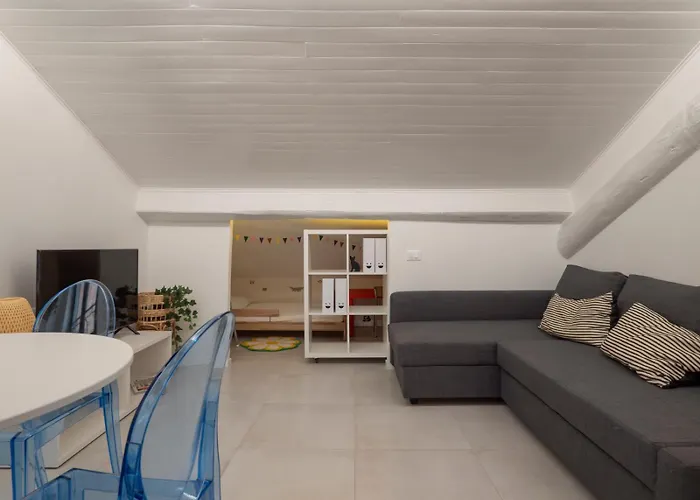 I Host - Jenner 14 Appartement