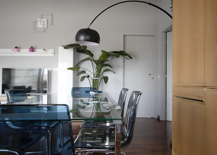 Penthouse With Patio & 2 Baths, 10 Min To Duomo * Mailand