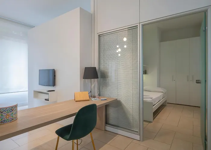 Youhosty - Via Savona 70 Milão