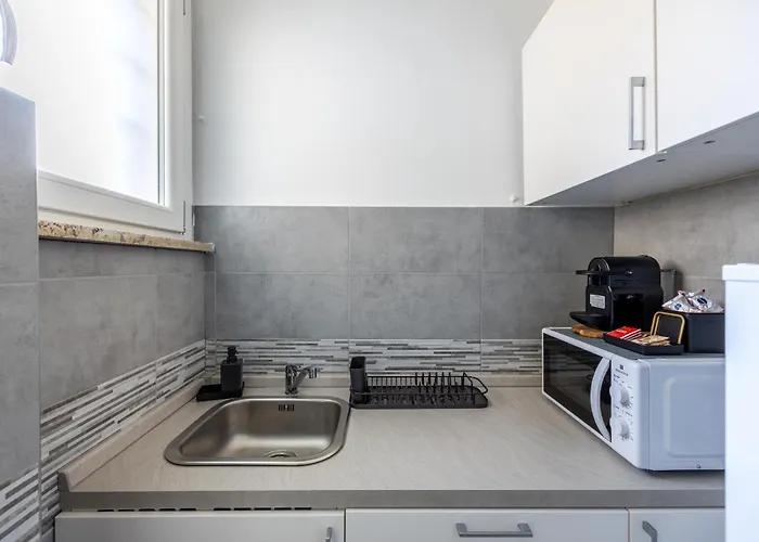 8 Min Dalla Metro Casa Elegante Con Netflix E Wifi Appartement *