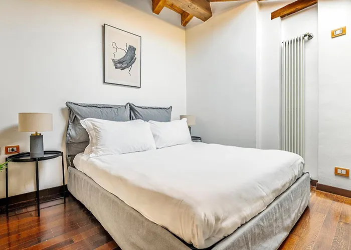 Brand New 2 Bedrooms In Brera Lejlighed *