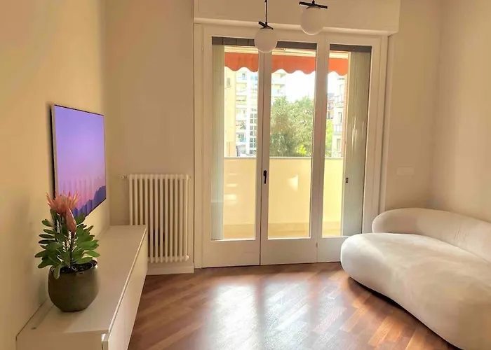 - Metropolitana Primaticcio M1 Apartmán *