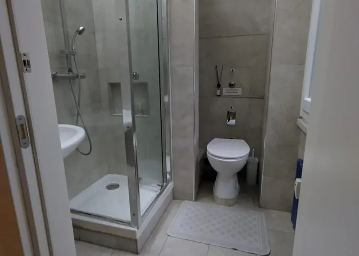 Stanza Privata Per 4 Privat bolig *