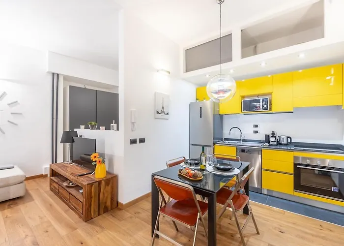 Design I Steps From Fair & Metro *
