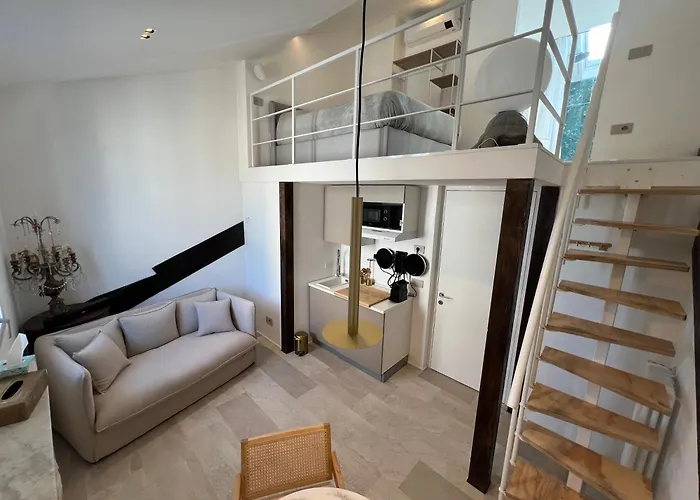 アパート Daeiouz Residences I
