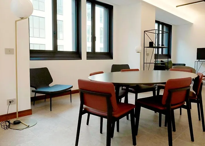 아파트 San Babila Duomo View With Shared Rooftop Terrace *