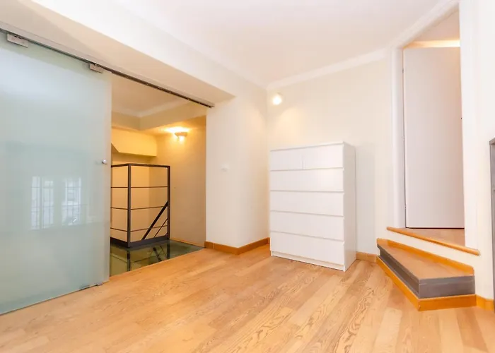 Апартаменты Luxury 3 Fiat, Ariberto Home, Tra Centro Storico Di E Navigli, Con Spaziosa Jacuzzi *