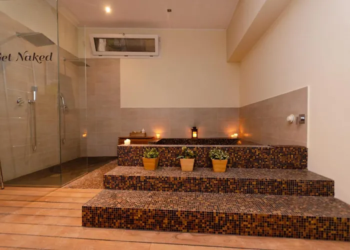 Luxury 3 Fiat, Ariberto Home, Tra Centro Storico Di E Navigli, Con Spaziosa Jacuzzi Apartment *