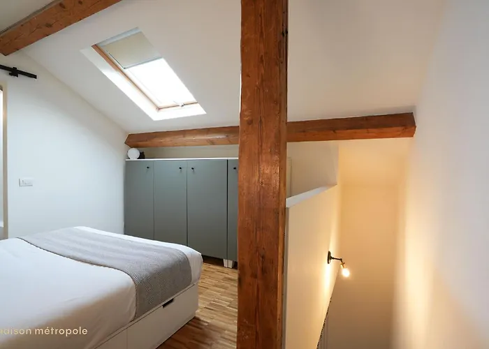 Centrale, Bilocale Su Due Livelli * Milão