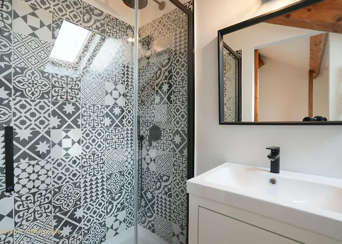 Centrale, Bilocale Su Due Livelli