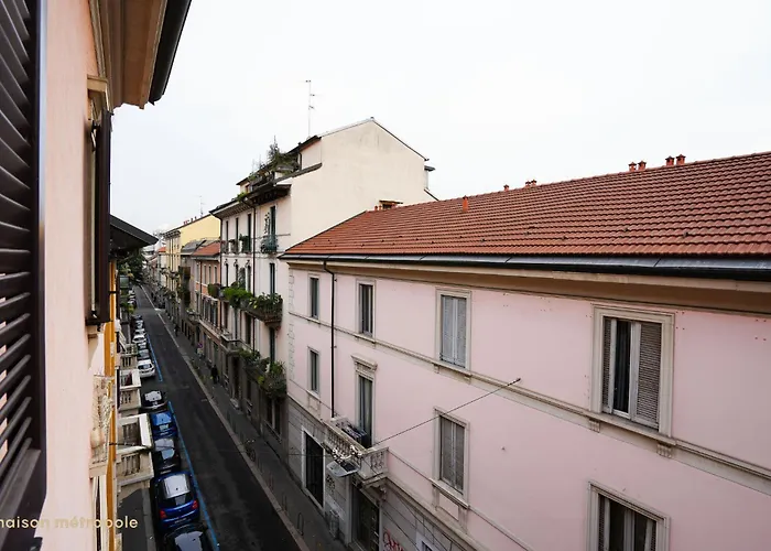 Centrale, Bilocale Su Due Livelli * Milão