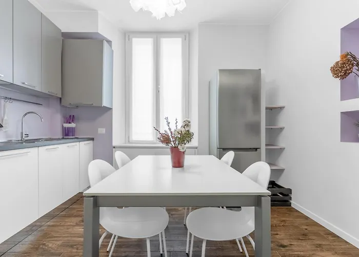 Lägenhet Corsica Comfort Suites-10 Min To Linate Airport