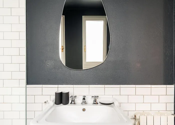 Favololso A Pochi Minuti Dal Duomo * Milaan