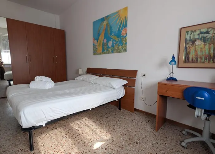 Hbhall Residenze Darsena Apartament *