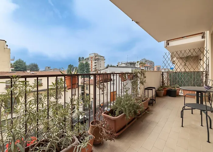 10 Minutes From Bocconi, Elegance And Comfort * Milán