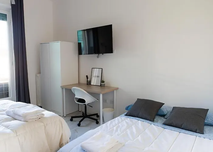 Πανσιόν Modern Duomo