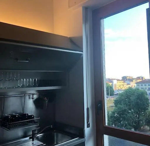 And Sunny - Navigli Mailand