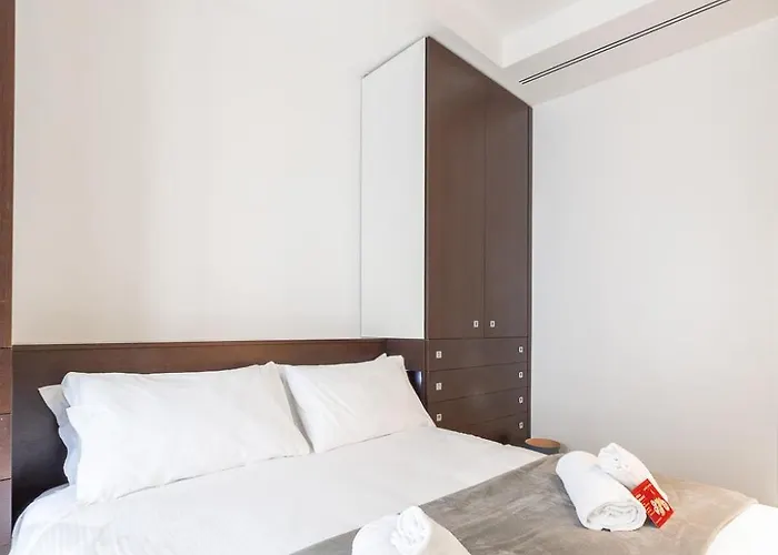 Via Cerva 7 Appartement Milan