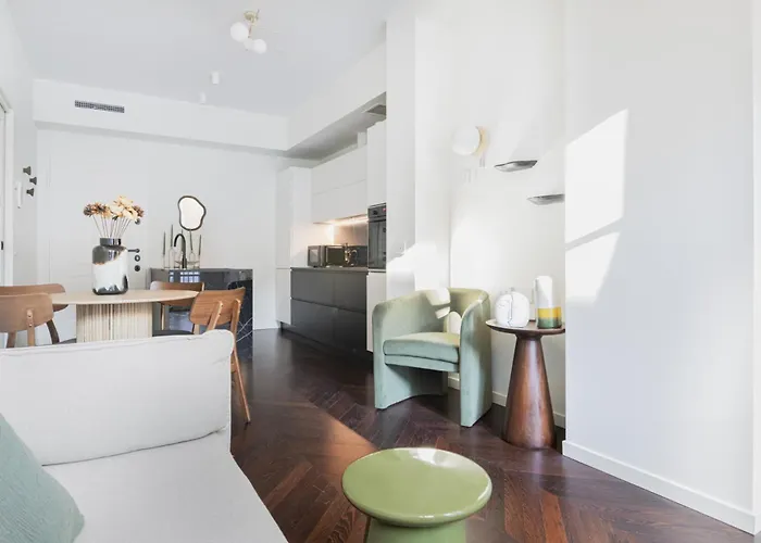 Easylife - - Medici 5 P4s - Duomo * Milano