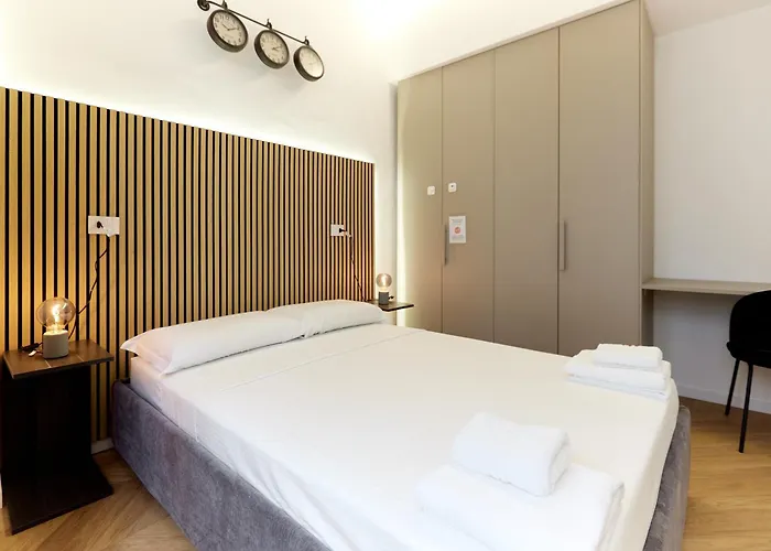 Apartament Duomo Imperial Suits - Modern And Comfortable Mediolan