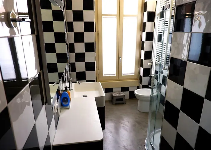 Via Venini 26 Milano