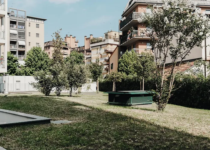 Casa Aurora San Siro Free Garage&wi-fi Milaan