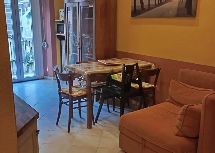Flores Home, Boho Chic Style & Urban Comfort Navigli, Bocconi, Centro アパート