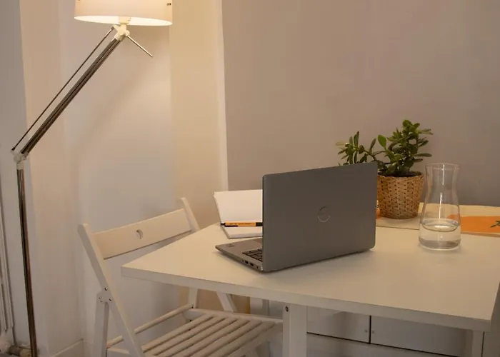 Spacious & Smart Design 아파트 *