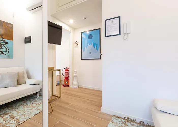 Apartment Assunta Exclusive With Balcony - Collection Milan
