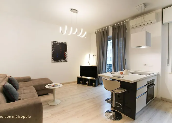 Lumiere Apartment *