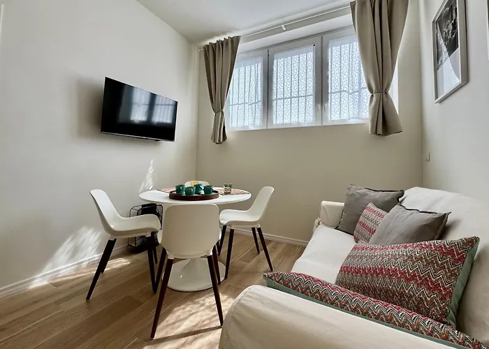 Modern Near San Siro With Free Garage Appartement *