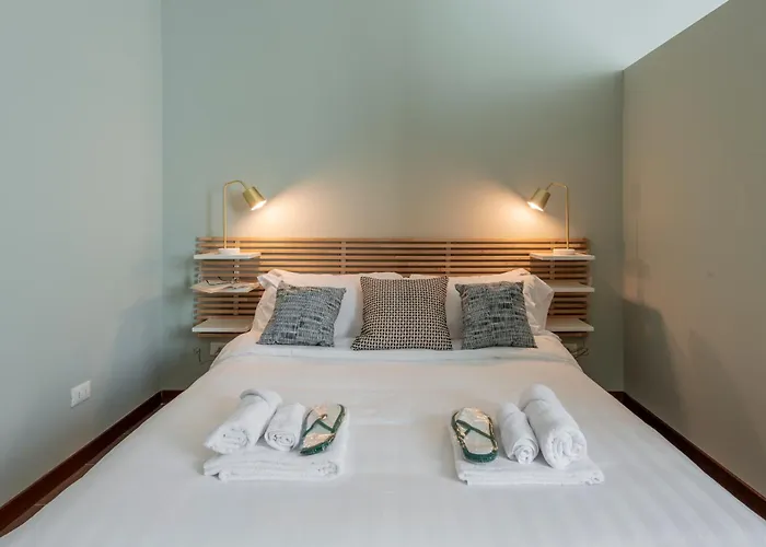 Appartement Bazzi, 49 - Bocconi Milan