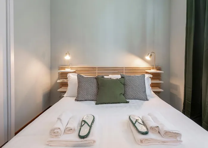 Bazzi, 49 - Bocconi Appartement