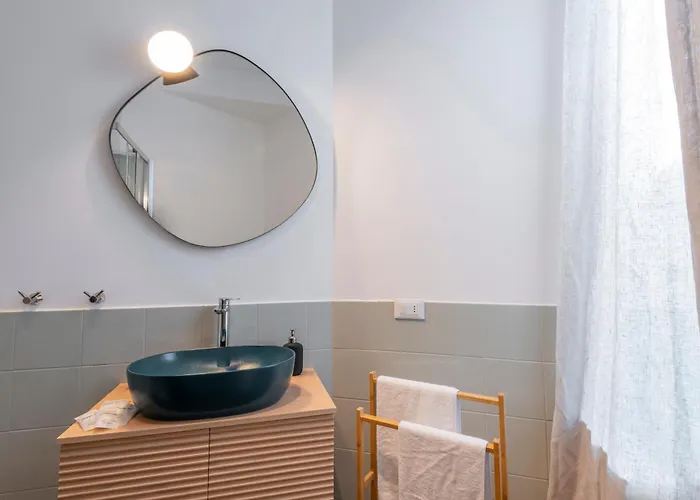 Appartement Bazzi, 49 - Bocconi *