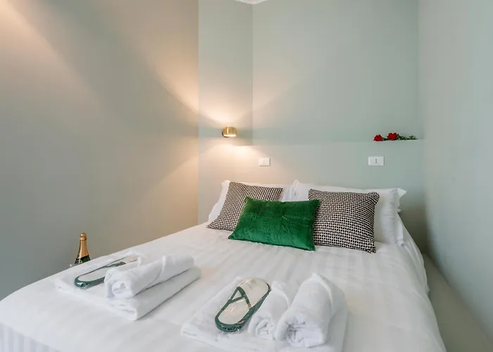 Bazzi, 49 - Bocconi * Milan