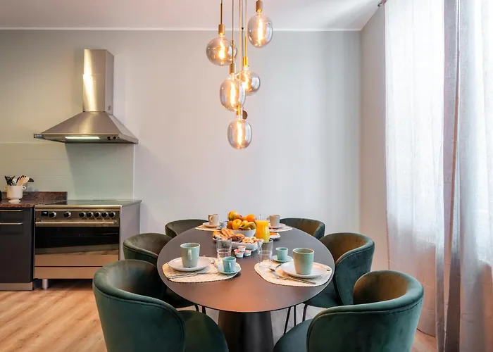 Bazzi, 49 - Bocconi Milan