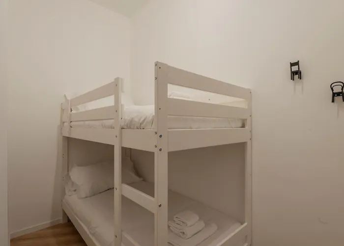 Appartement Bazzi, 49 - Bocconi Milan