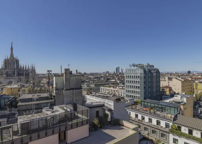 San Babila Duomo View With Shared Rooftop Terrace 아파트