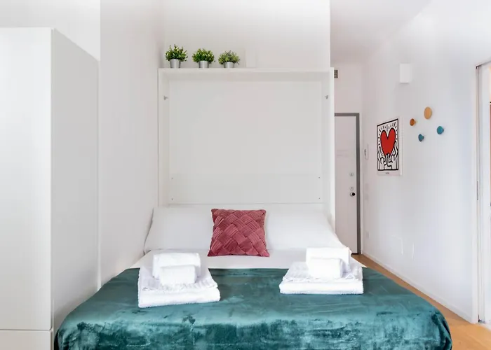 Design 39 - Metropolitana M4 - Aeroporto Linate Apartmán *