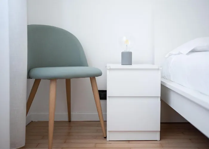 Apartament Mac Mahon 9 *