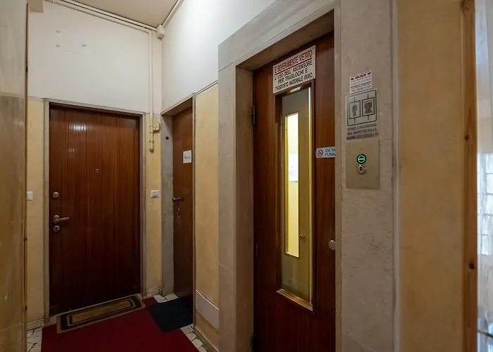 Apartament Mac Mahon 9 *
