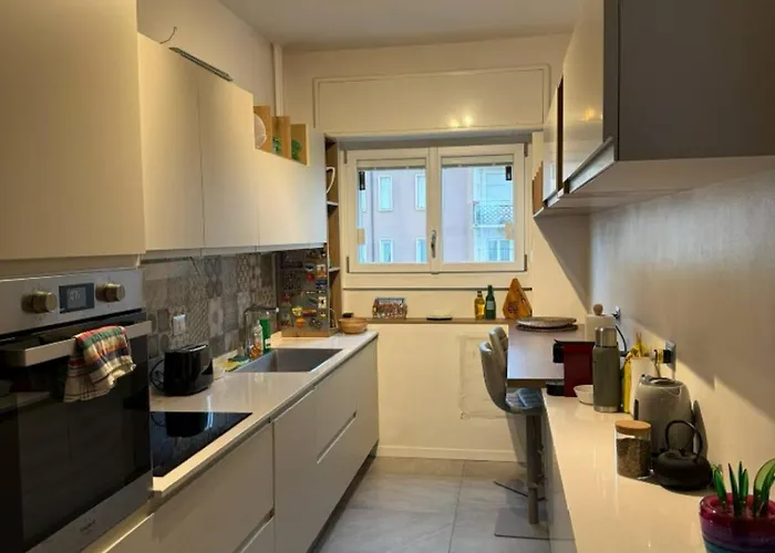 Stanza In Luminoso E Silenzioso Homestay