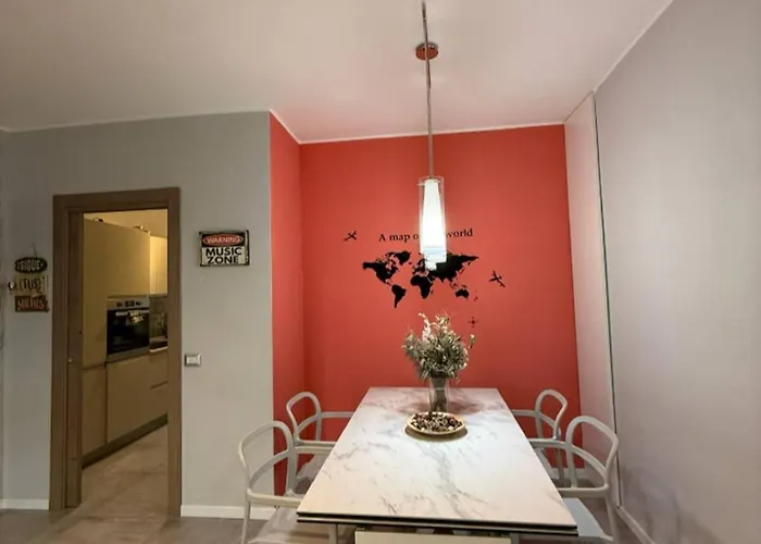 Stanza In Luminoso E Silenzioso Homestay *