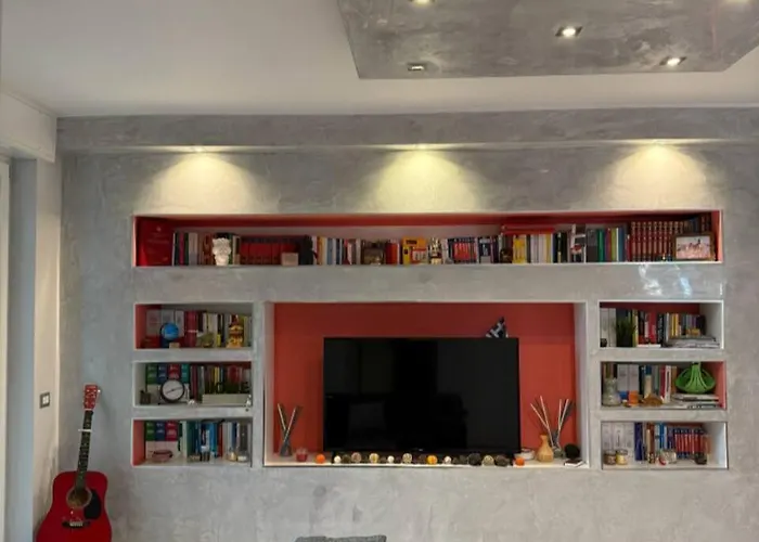 Stanza In Luminoso E Silenzioso *