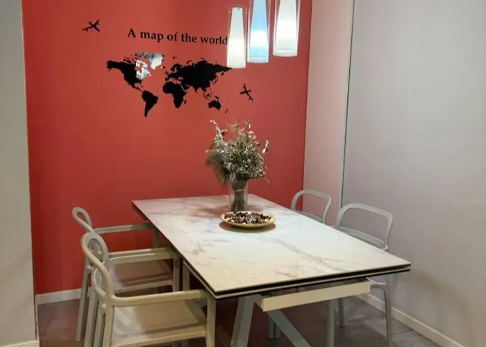 Stanza In Luminoso E Silenzioso Homestay *