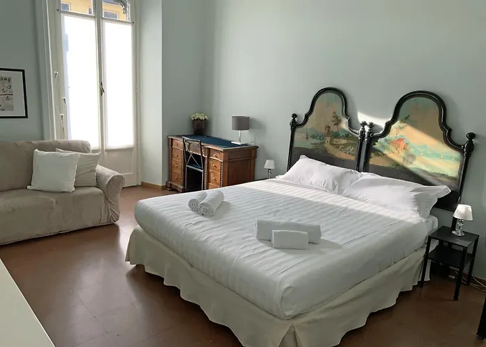 Splendido Quadrilocale Liberty In Porta Venezia Apartmán