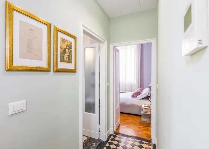 Design Boutique Flat - Refined &