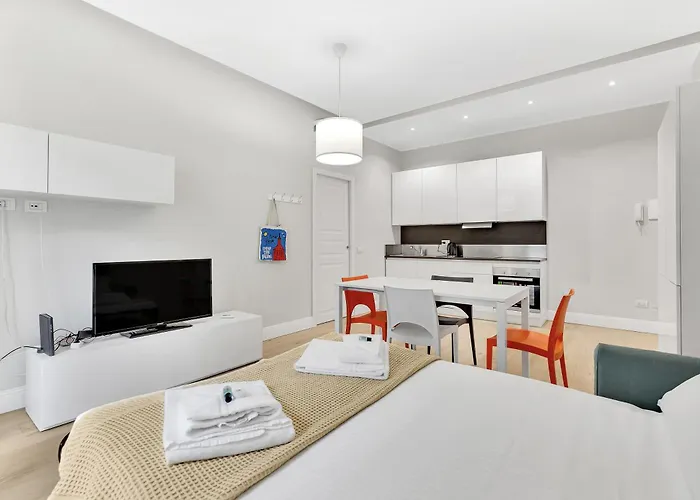 Lepetit 3 Welcomely Apartment