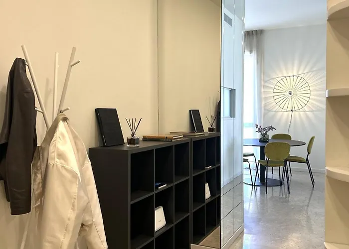 Fifty Eight Missori Three Bedrooms Apartament