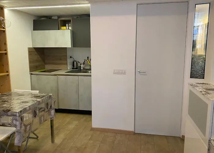 Center Navigli Duomo - Coco House Petite Maison * ミラノ